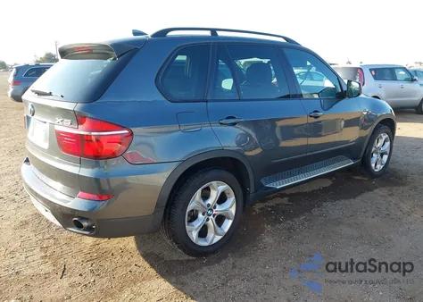 2013 BMW X5 xDrive35I/xDrive35I Premium/xDrive35I Sport Activity from USA, damaged, VIN 5UXZV4C53D0B17456